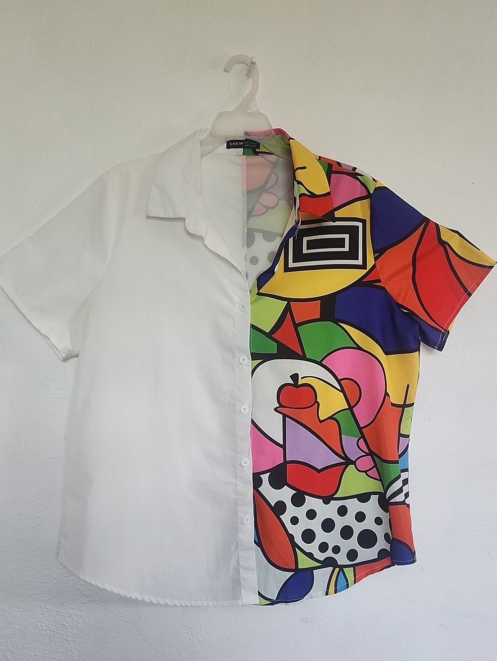 SHEIN White & Multicolor Short Sleeve Button-Down Shirt